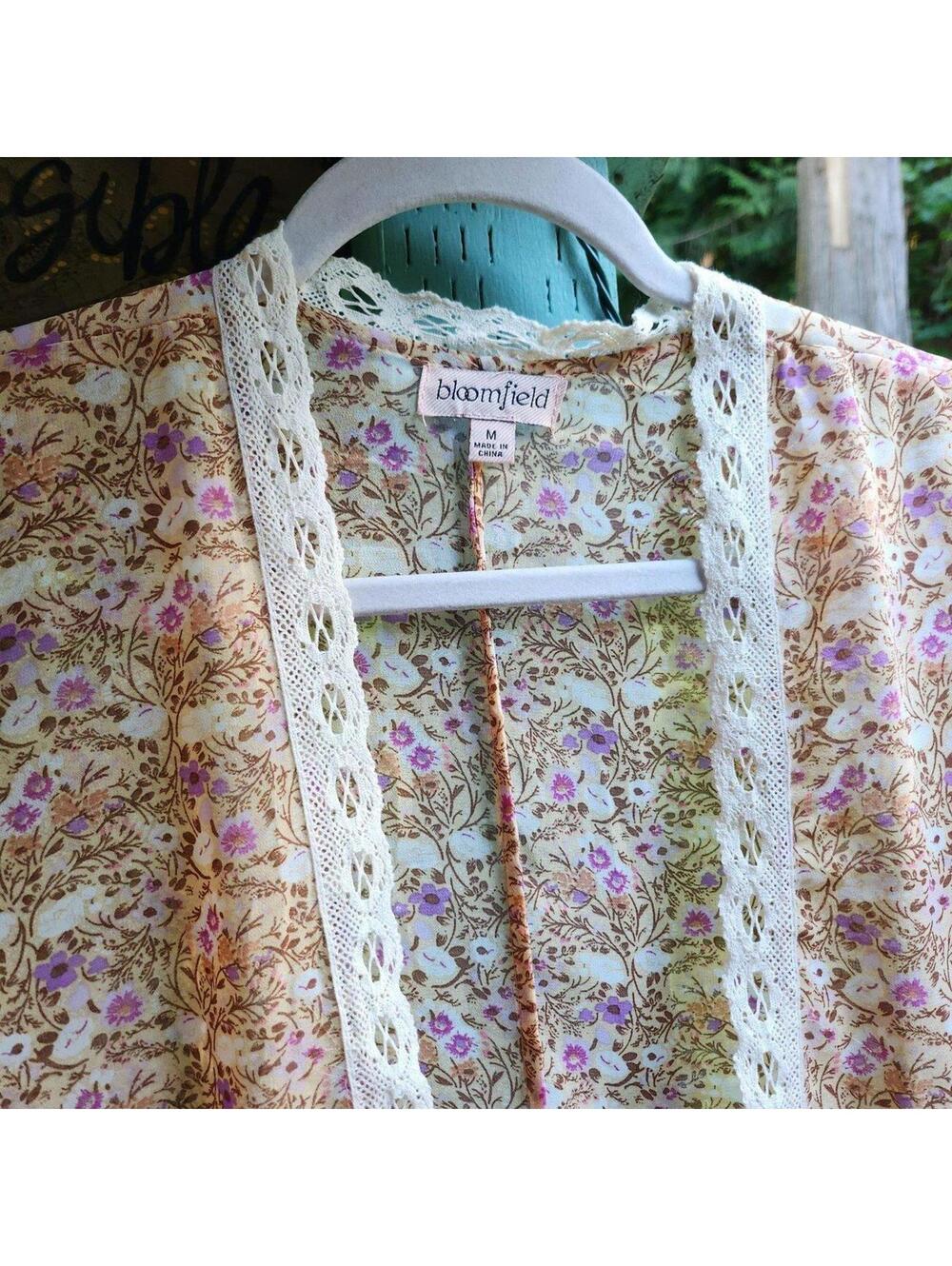 Bloomfield Floral Lace Trim Kimono Cardigan – Size M